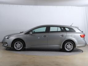 Toyota Avensis - 2014