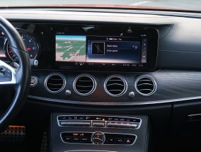 Mercedes-Benz E - 2017