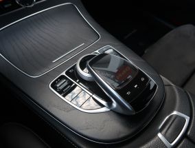 Mercedes-Benz E - 2017