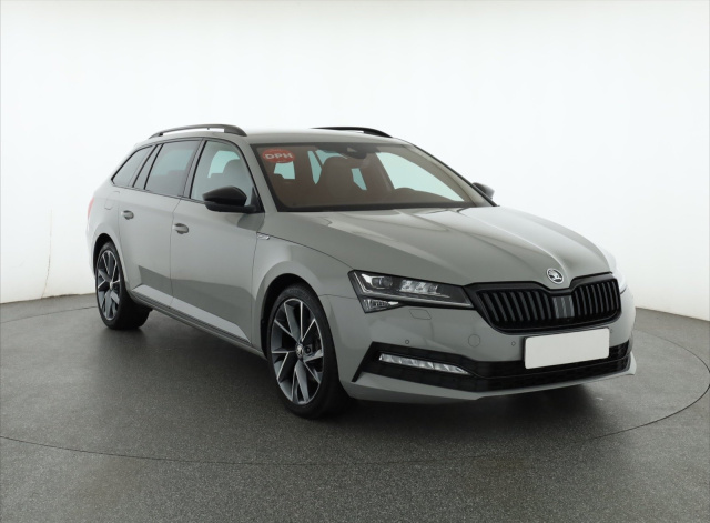 Škoda Superb 2023