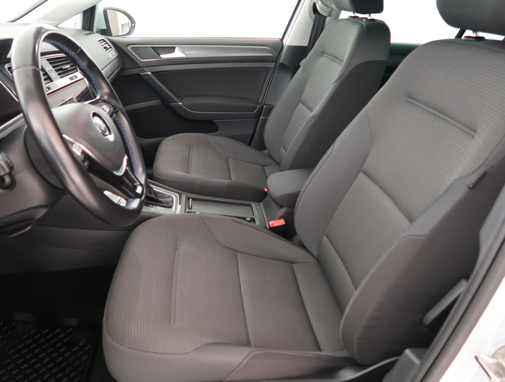 Volkswagen e-Golf
