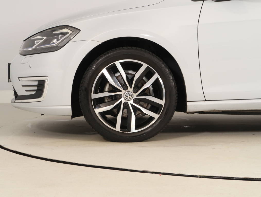 Volkswagen e-Golf