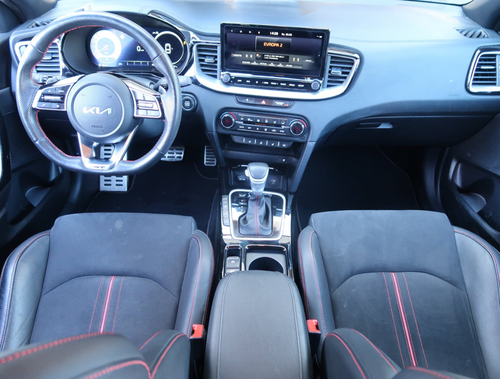 Kia ProCeed