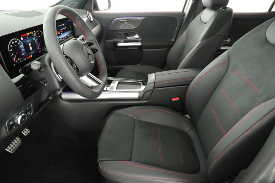 Mercedes-Benz GLA 200 d 4MATIC