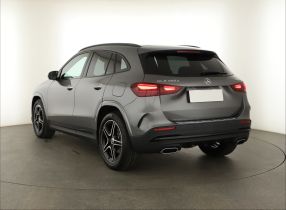 Mercedes-Benz GLA - 2025