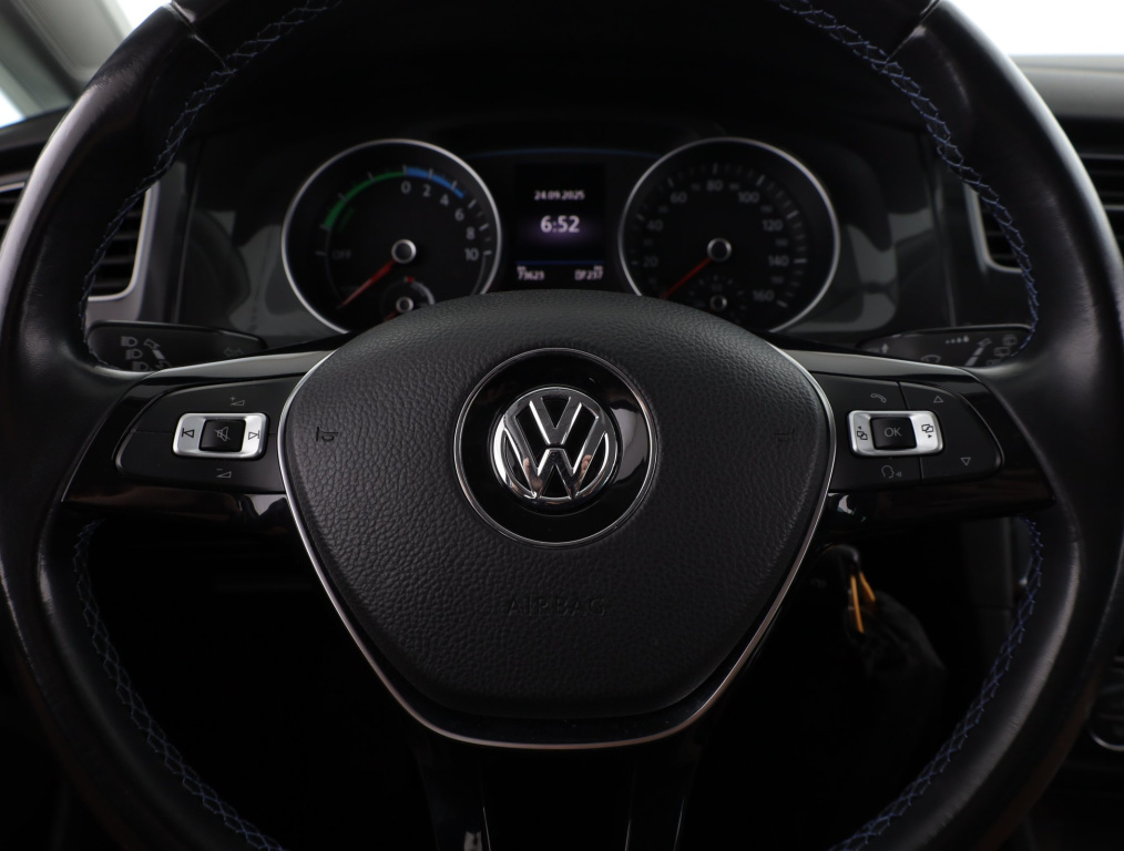 Volkswagen e-Golf