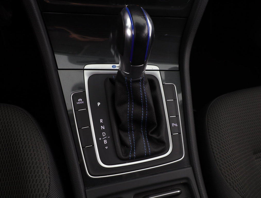 Volkswagen e-Golf