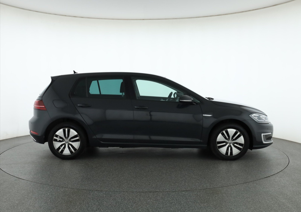Volkswagen e-Golf
