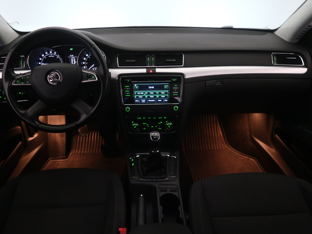 Škoda Superb