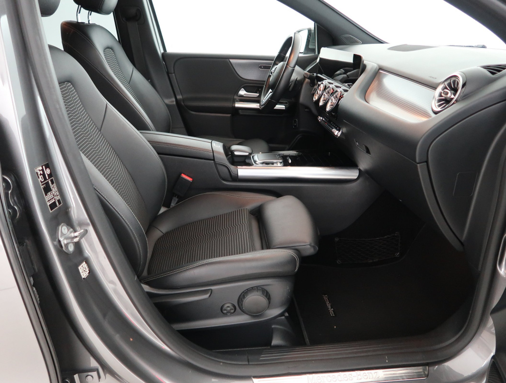 Mercedes-Benz B