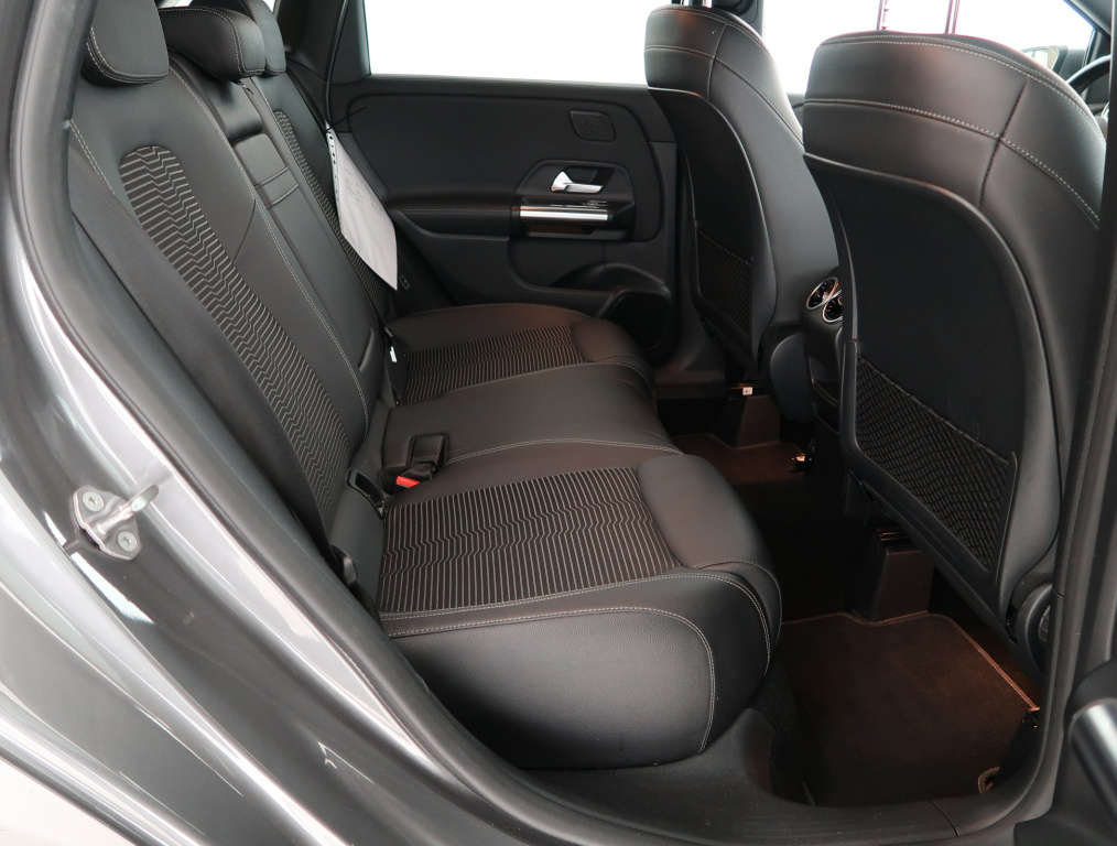 Mercedes-Benz B