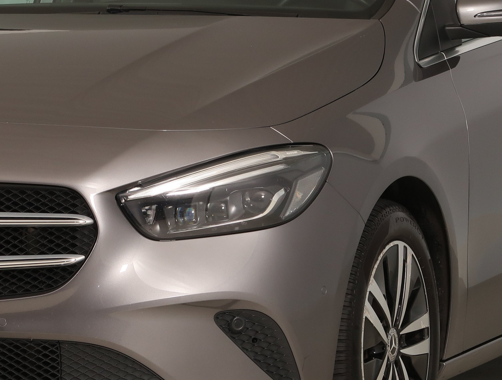 Mercedes-Benz B