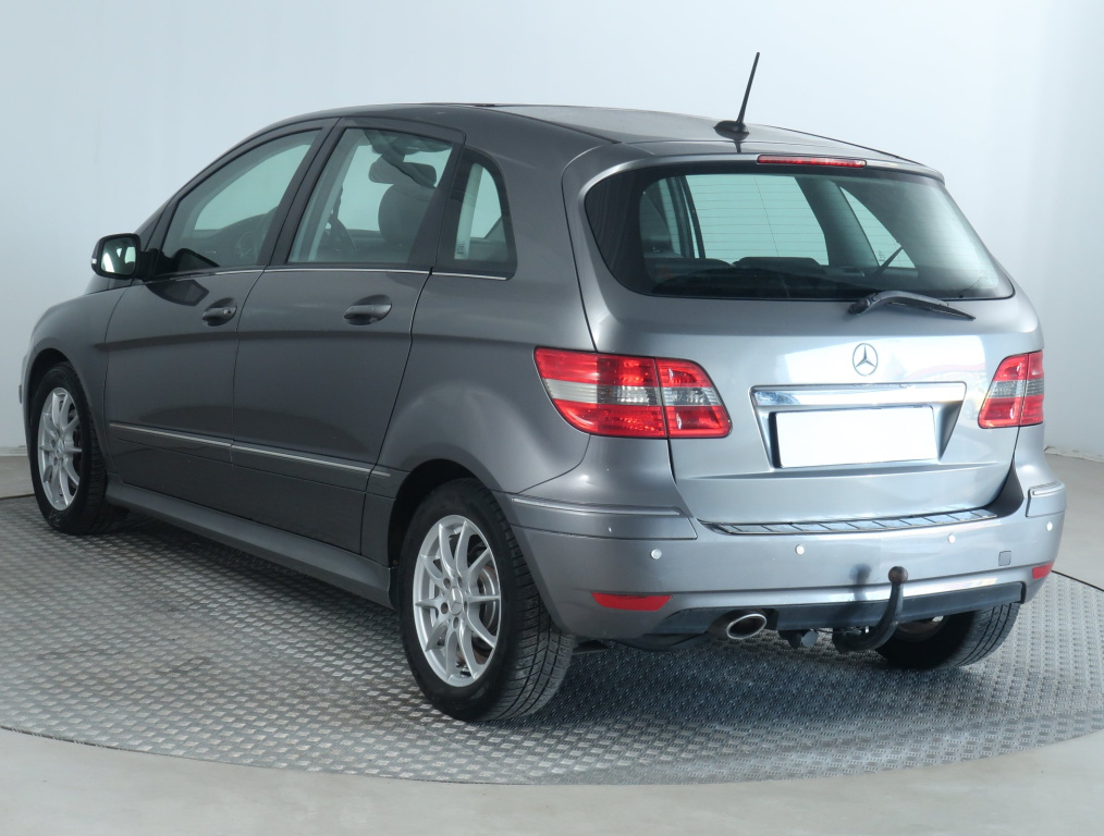Mercedes-Benz B
