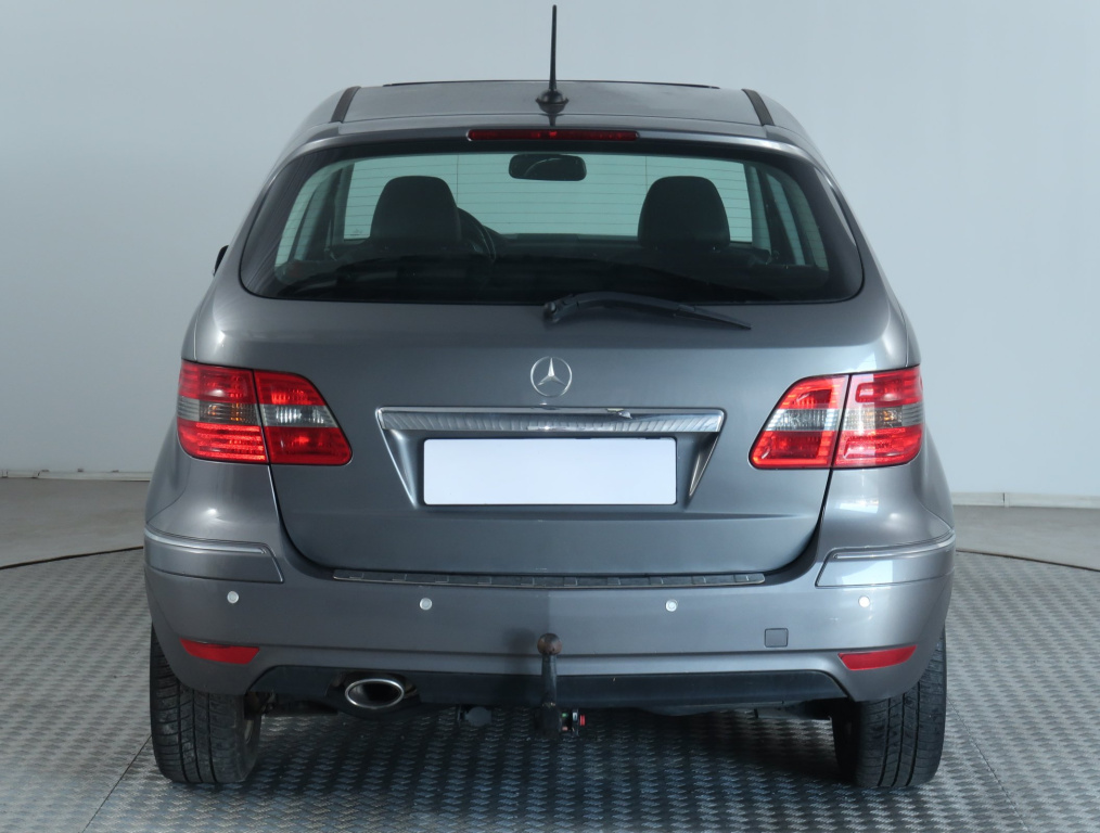 Mercedes-Benz B