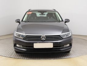 Volkswagen Passat - 2016