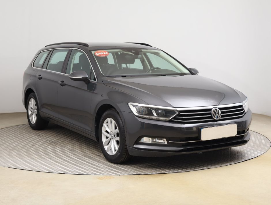 Volkswagen Passat - 2016