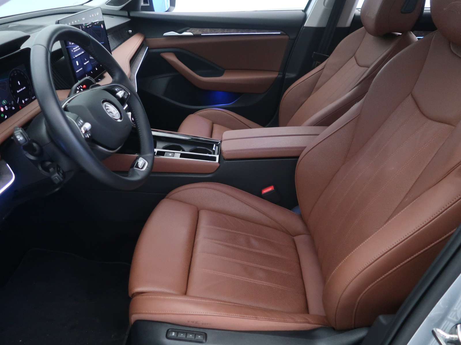 Škoda Superb - 2024