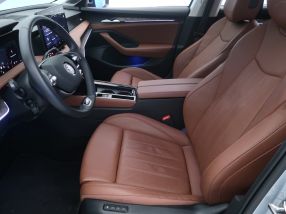 Škoda Superb - 2024