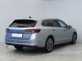 Škoda Superb - 2024