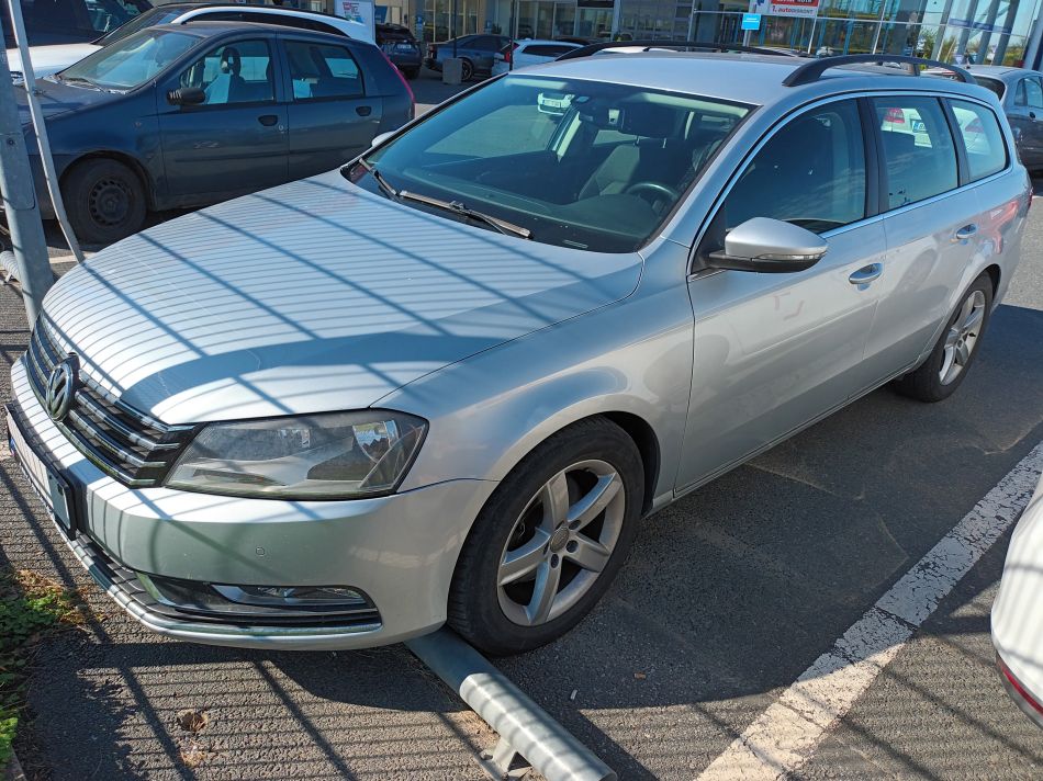 Volkswagen Passat - 2013