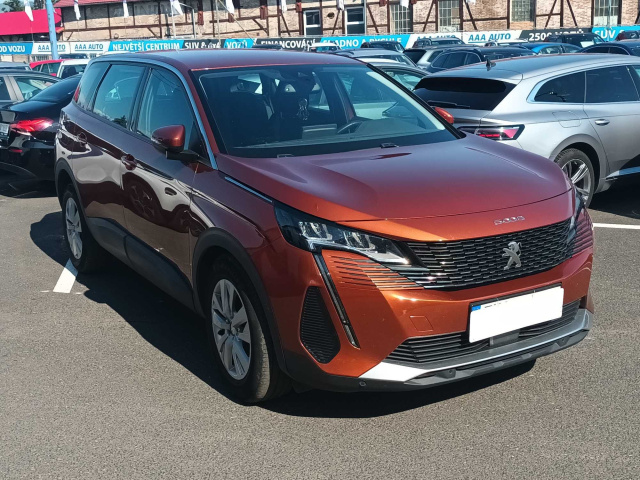 Peugeot 5008 2021