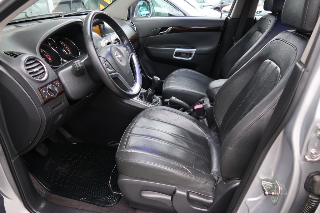 Opel Antara