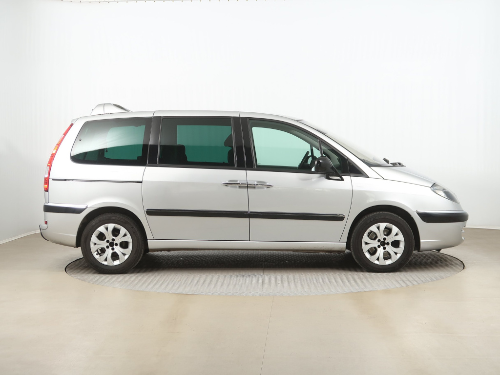 Citroen C8
