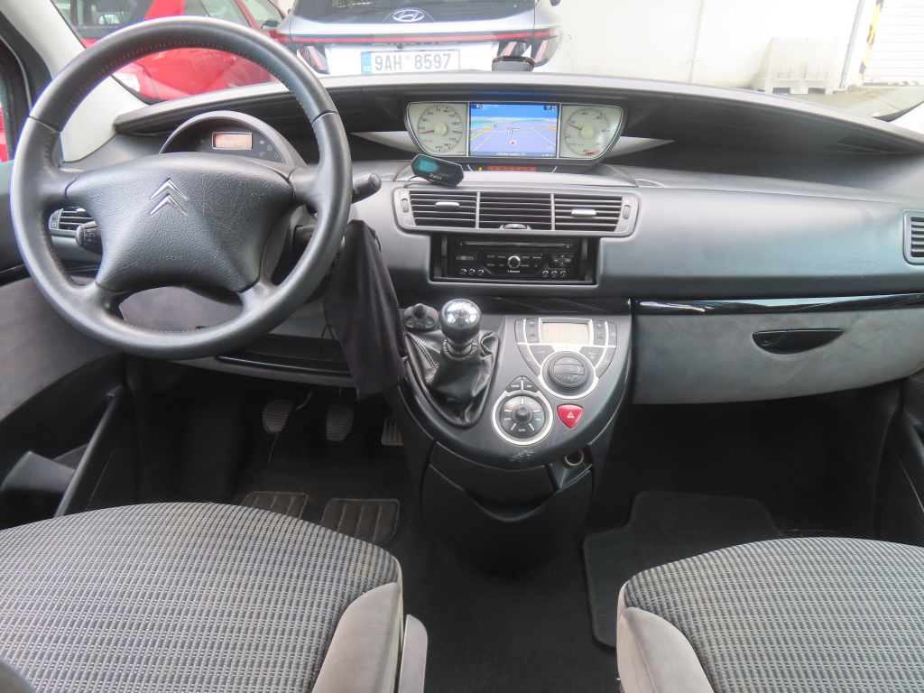 Citroen C8