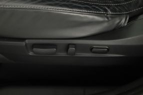 Mitsubishi Outlander - 2020