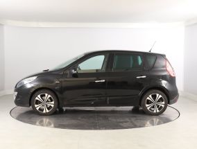 Renault Scenic - 2011