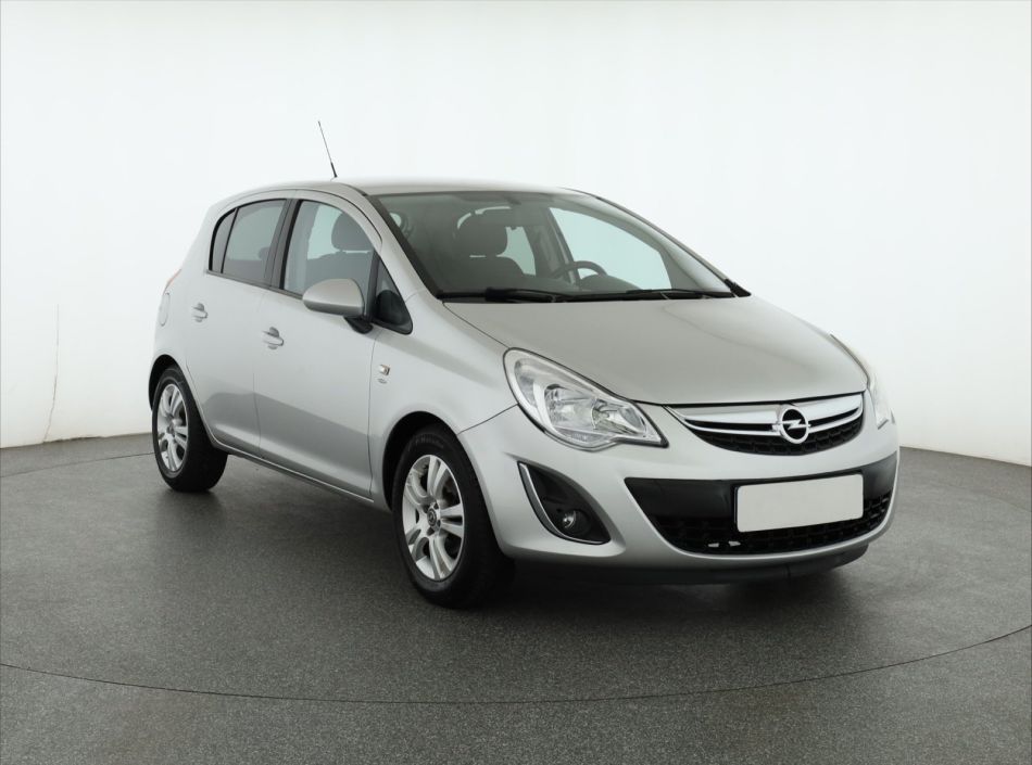 Opel Corsa - 2011