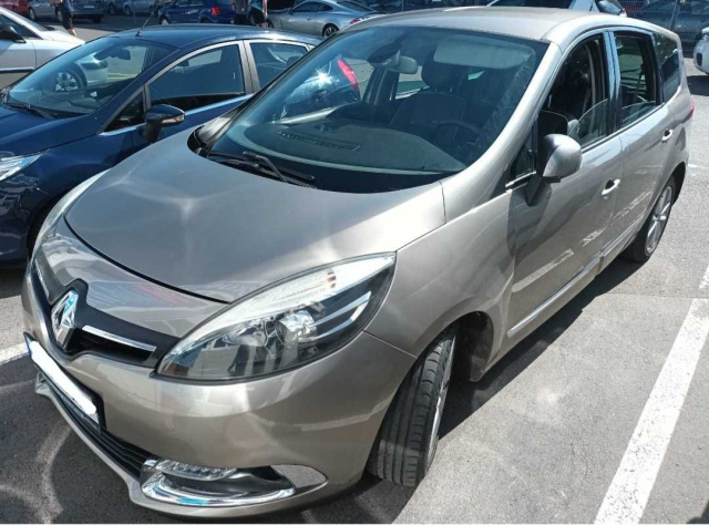 Renault Grand Scenic 2012