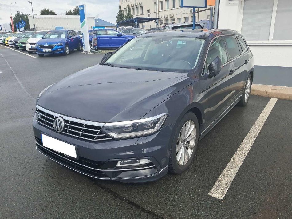 Volkswagen Passat - 2015