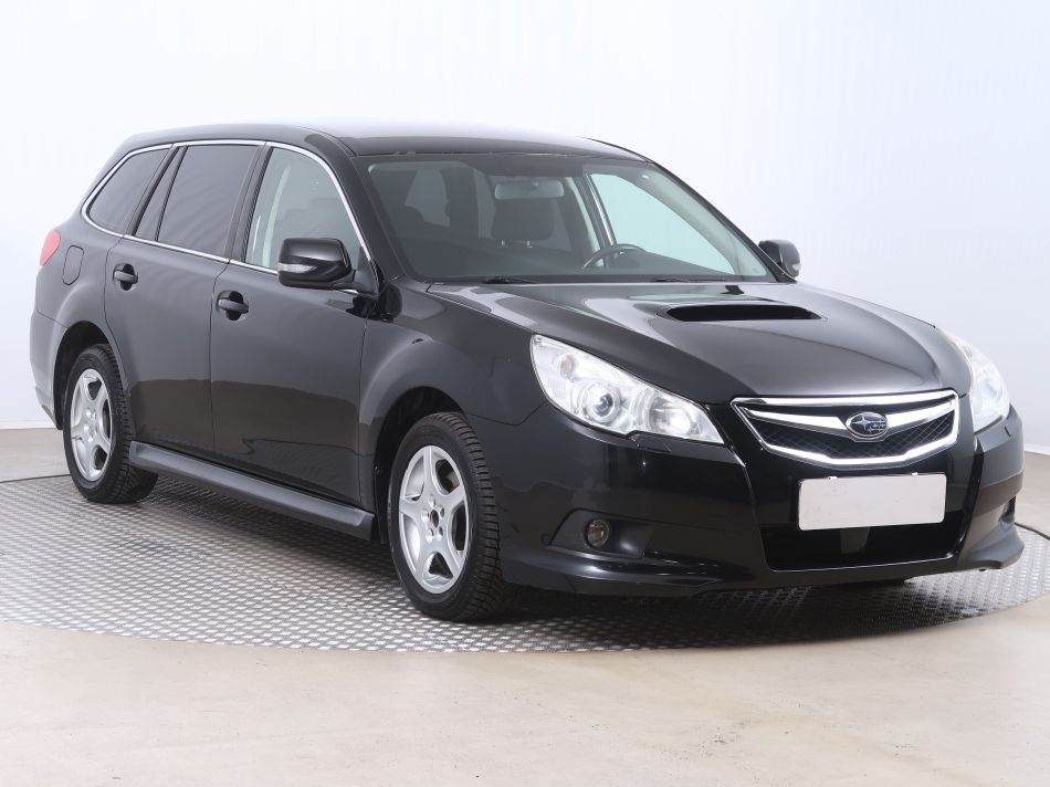 Subaru Legacy - 2010