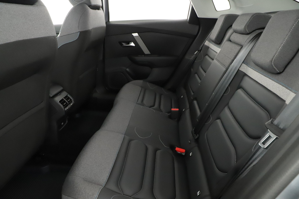 Citroen C4 X