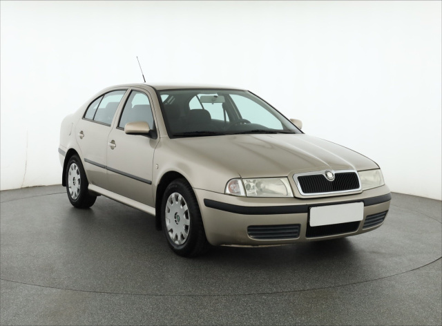 Škoda Octavia 2005