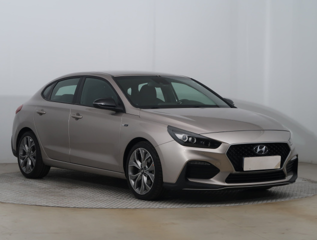Hyundai i30 Fastback 2020