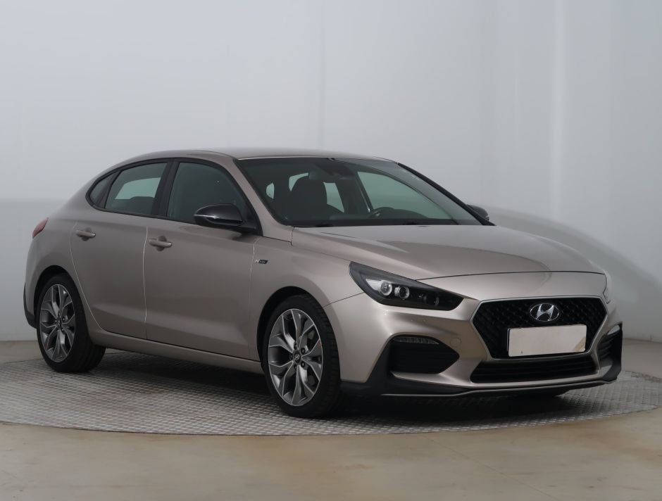 Hyundai i30 Fastback - 2020