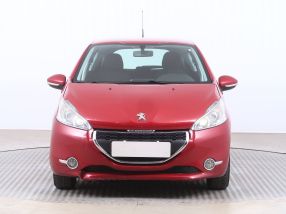 Peugeot 208 - 2015
