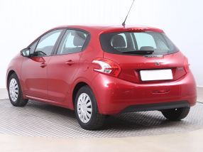 Peugeot 208 - 2015