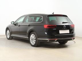 Volkswagen Passat - 2020