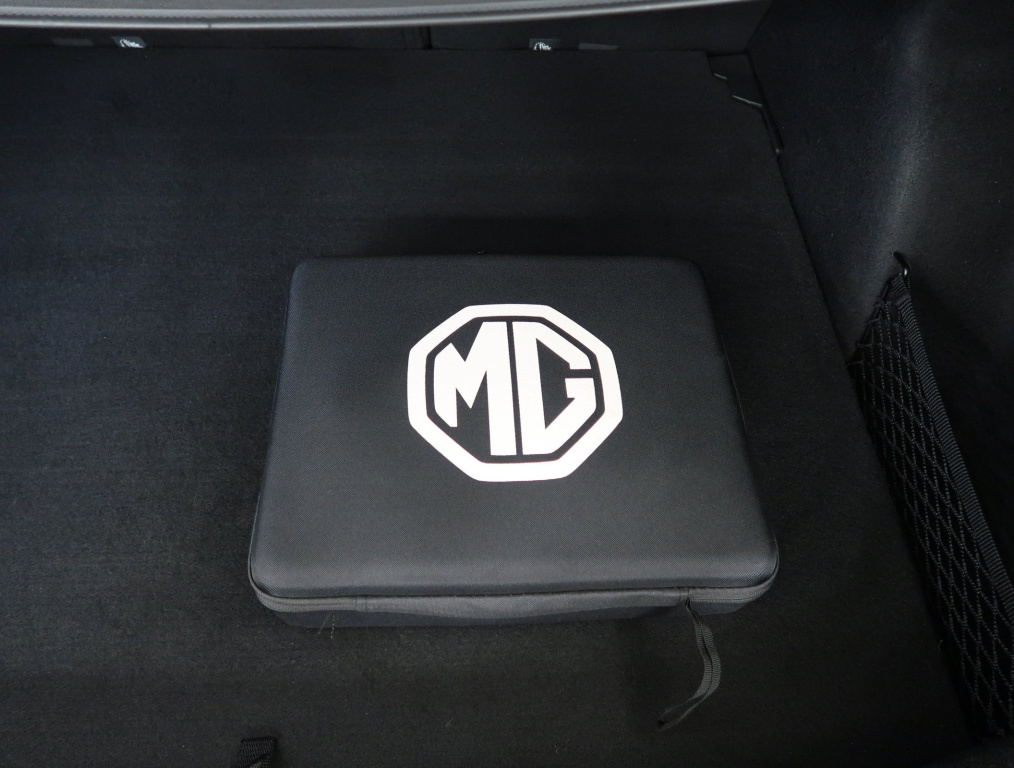 MG 5
