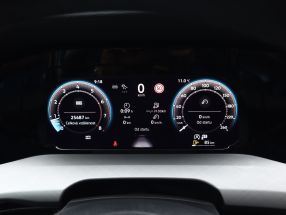 Volkswagen Golf - 2024
