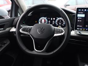 Volkswagen Golf - 2024