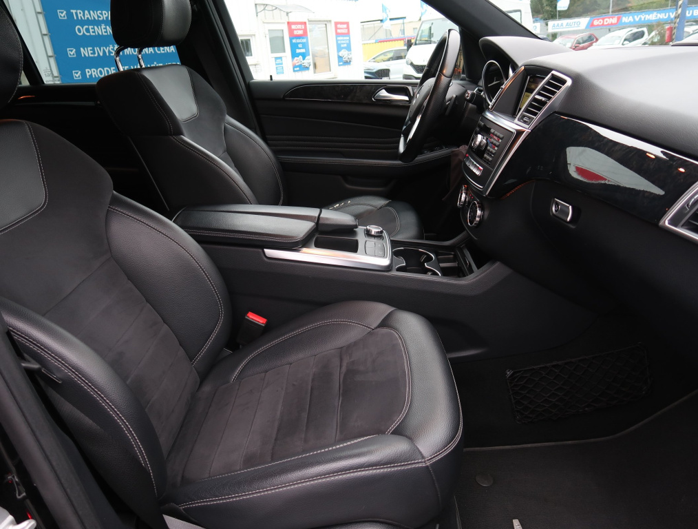 Mercedes-Benz ML