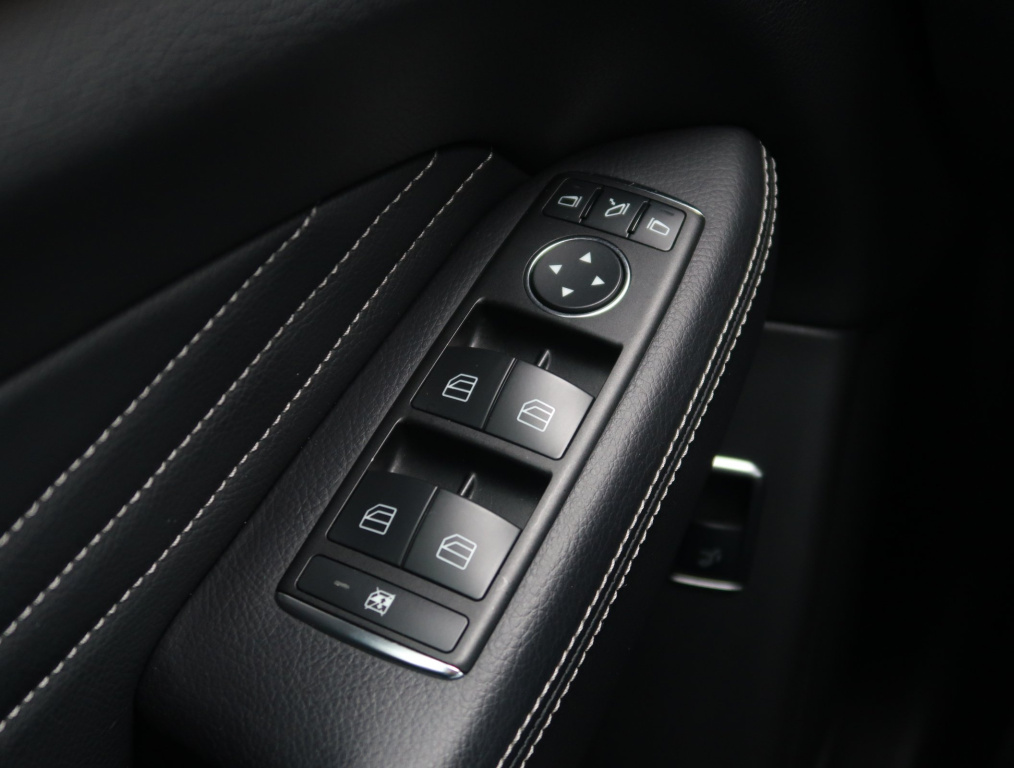 Mercedes-Benz ML