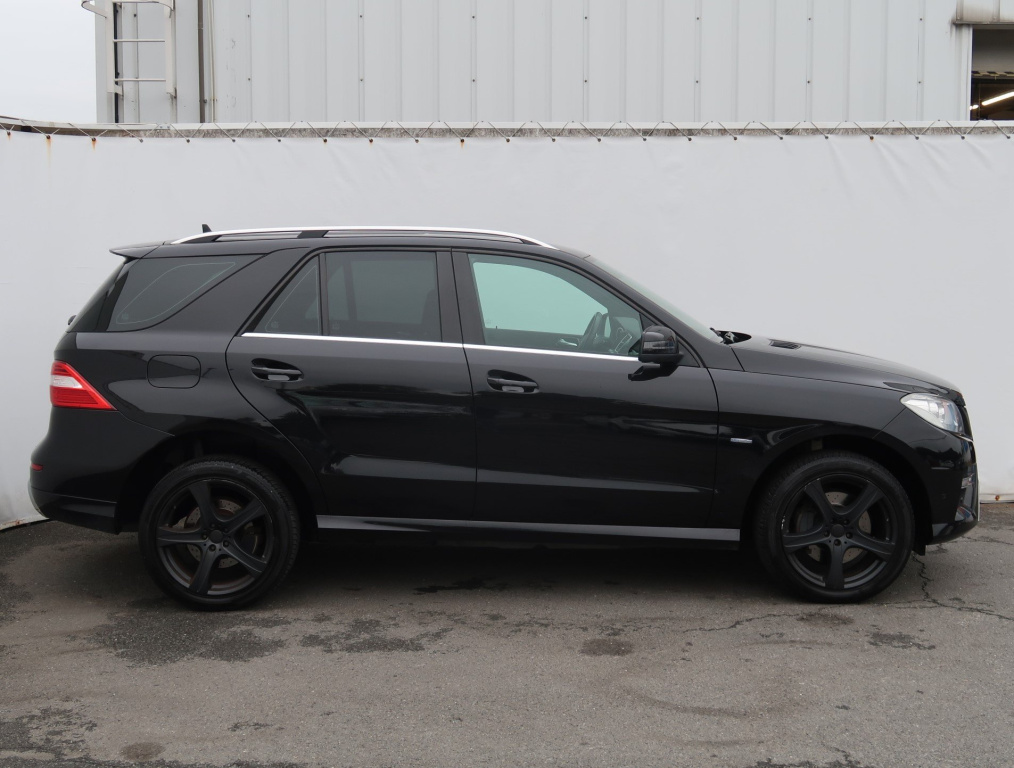 Mercedes-Benz ML