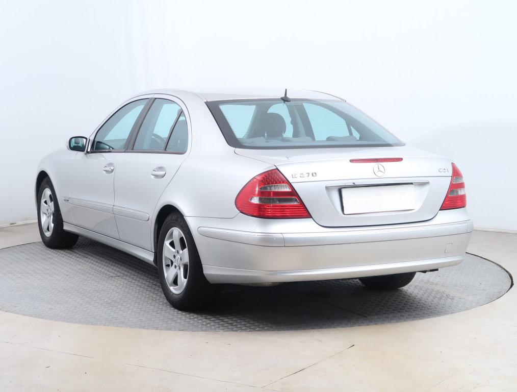 Mercedes-Benz E