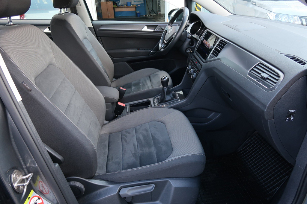 Volkswagen Golf Sportsvan