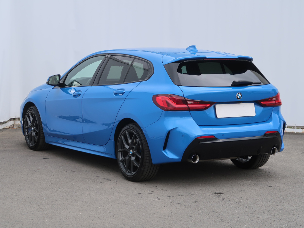BMW 1